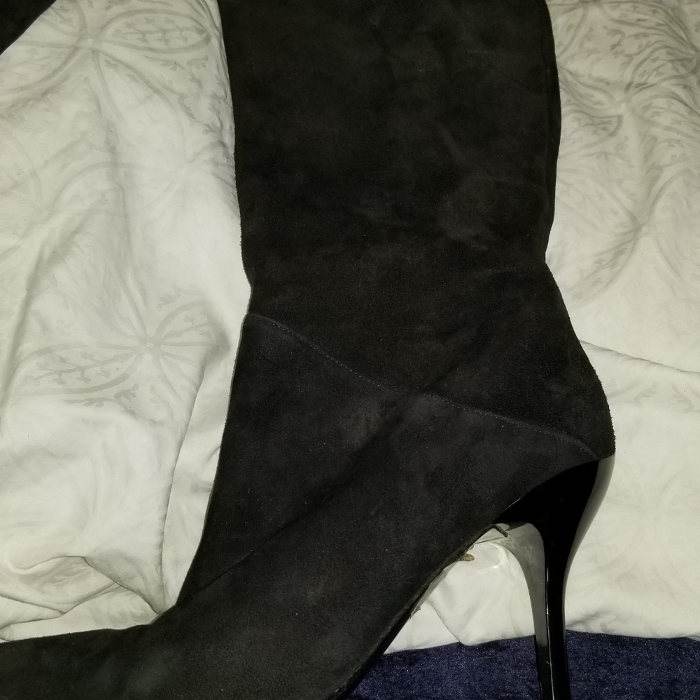 Boots - Picture 6 of 11